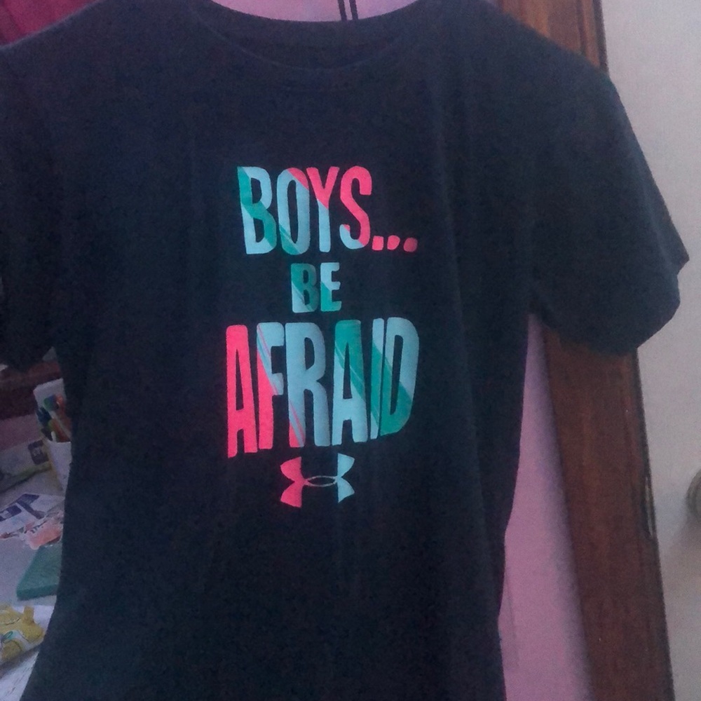 A black under armor sports shirt